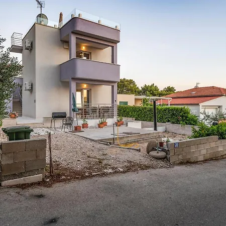 Front In With House Sea View Primošten
