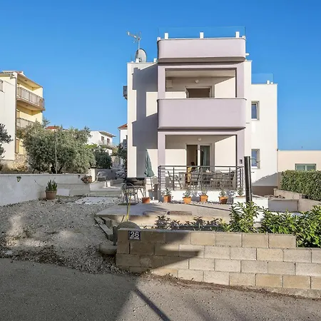 Front In With House Sea View Primošten